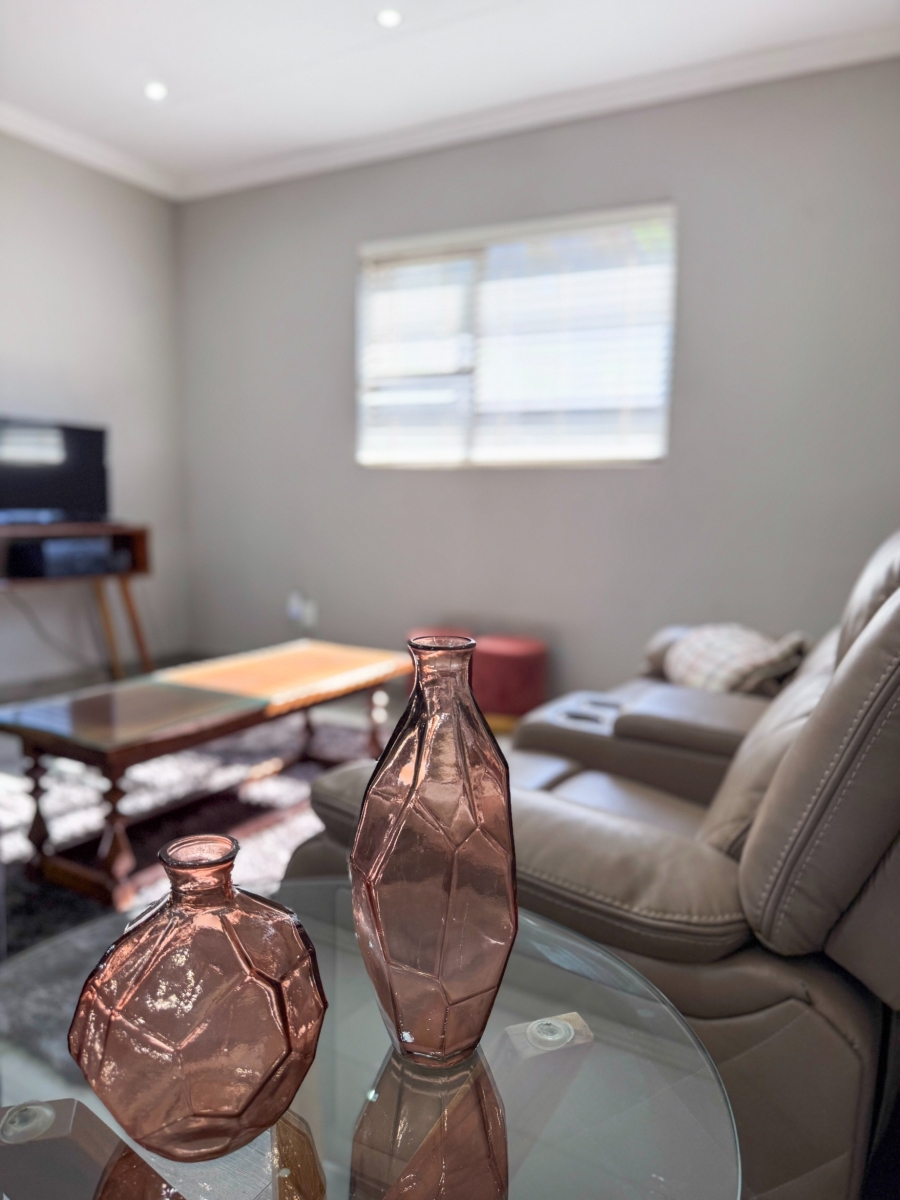 8 Bedroom Property for Sale in Schoemansville North West